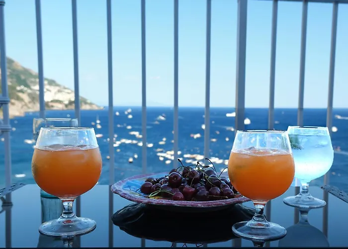 La Terrazza Del Sole A 게스트하우스 포지타노